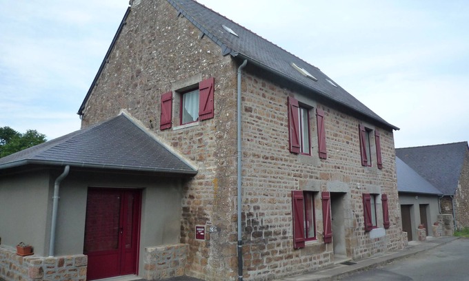 Saint-Marc-sur-Couesnon Maison | Ker Robert