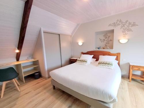 Mahalon Lit Et Petit-Déjeuner | Kerantum à10mn des baies de Douarnenez et Audierne avec cuisine à disposition
