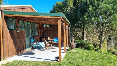 Whakamarama Maison | Kereru Cottage , rural B&B, Tauranga
