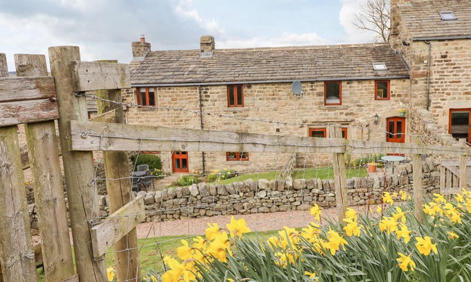Silsden Cottage | Kestrel Cottage, SILSDEN