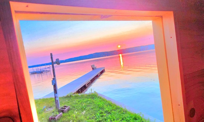 Mohawk Maison | **Keweenaw Unparalleled Lake side Lodge or a top-tier Arctic ski resort**