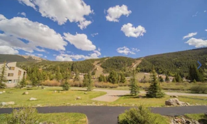 Mountain House Copropriété | Keystone Ski area, Epic mountains views, Ground floor condo, short walk to lift