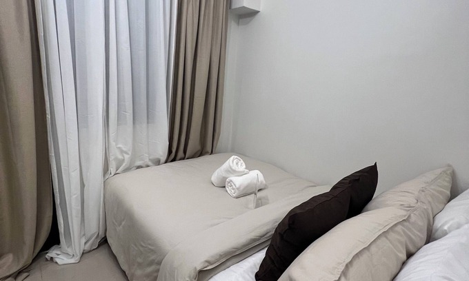 Tambo Appartement | Kick back and relax in this calm, stylish space at the heart of the city!