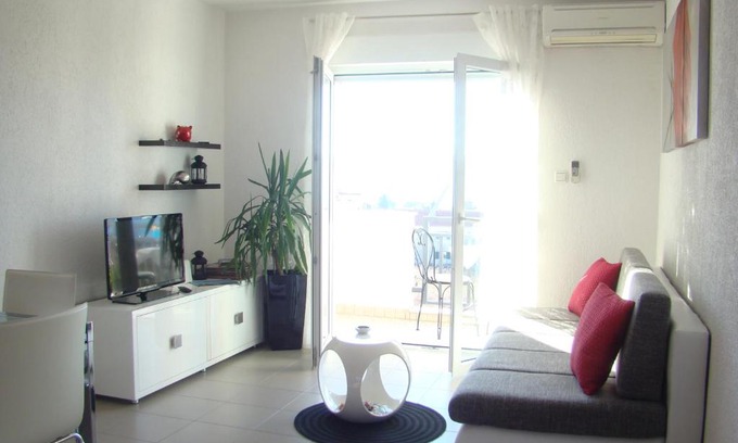 Kastel Gomilica Appartement | KIKE red