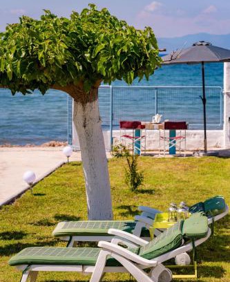 West Achaea Maison | Kiko, the Coastline house