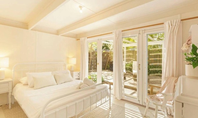 Cowes Maison | Kilara Cottage 3-Bed 2-Bath