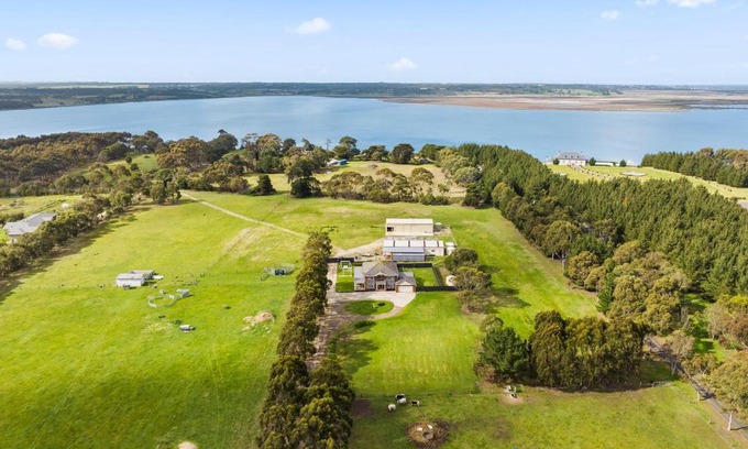 Leopold Maison | Kilmoyla Farm Stay