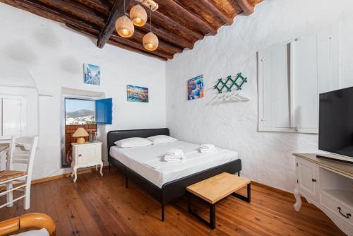 Psathi Appartement | Kimolos Heart Traditional Renovated House
