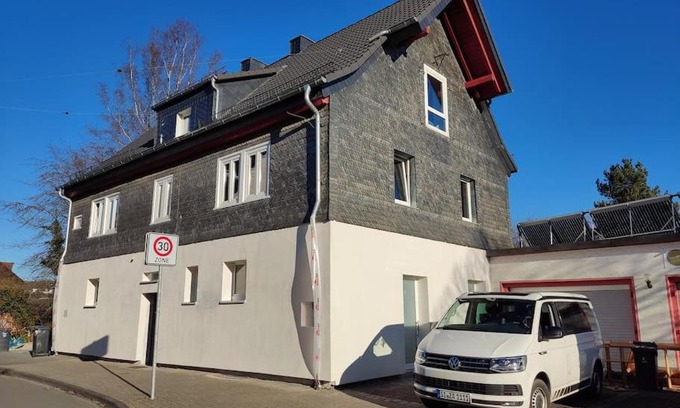Siegen Appartement | Kinderklinik, 600m zum Bahnhof 2B