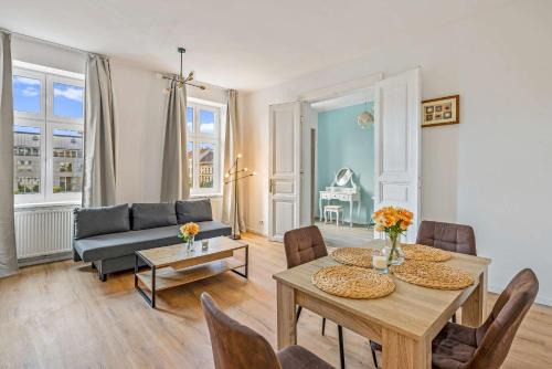 Himmelpfortgrund Appartement | King bed free parking fast wifi pet friendly