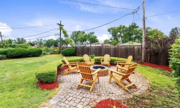 Forestview Maison | King Bed, Game Room & Fire Pit | LCP Collection