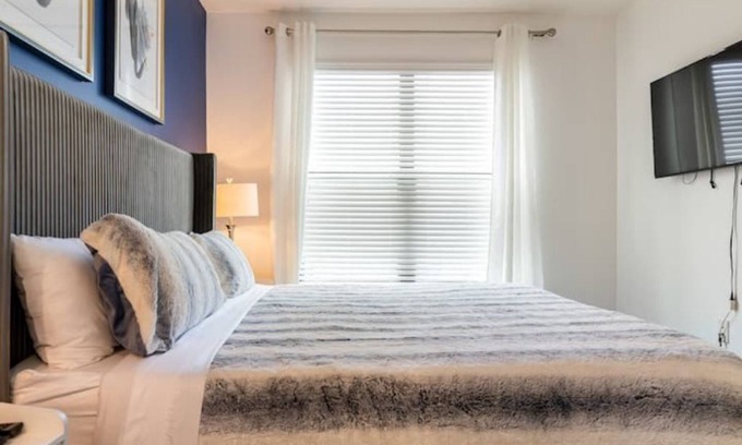 North Decatur Appartement | King Bed -Message me for Spring Special