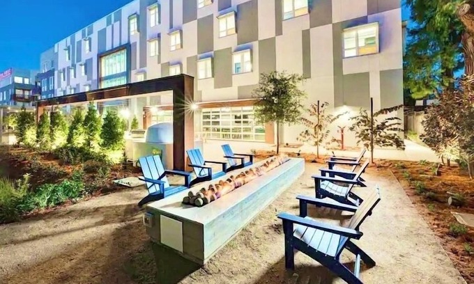 Mountain View Copropriété | KING BED - Modern FULLY FURNISHED Condo By Stanford & Google - Mountain View CA
