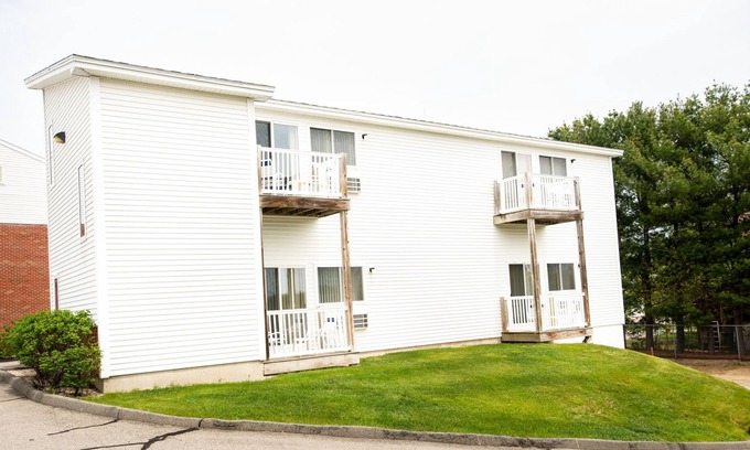 Wells Cabine | Less than 1 mile from Wells Beach Close to Ogunquit & Kennebunk**adult only**