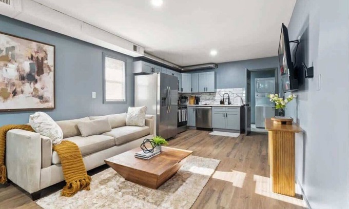 Lemont Appartement | King Bed + Wifi | LCP Collection
