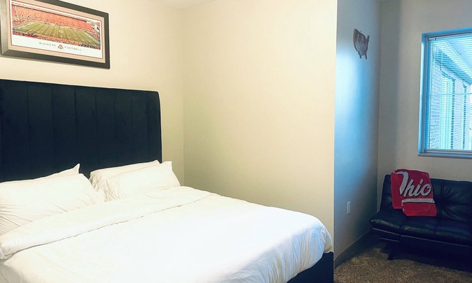 Scioto Mile Appartement | King Bedroom With Balcony Downtown