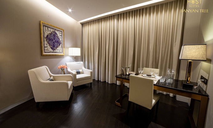 Golden Triangle Maison | Executive King Ph Suites at Banyan Tree -4