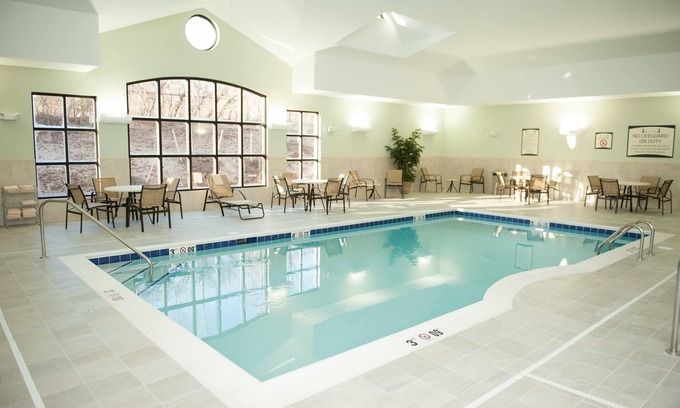 North Wales Copropriété | King Studio | Pool & Whirlpool Access