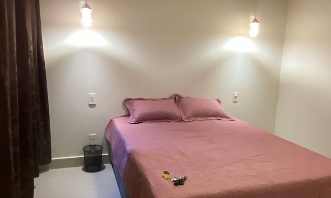 Brasilia Maison | Kingdom Of Eagles Bedroom , Private Room in a house, 5 Min from Londrina Airport