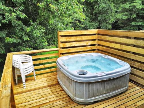 Warminster Maison | Kingfisher Lodge-HuntersMoon -Warminster-Longleat-Bath