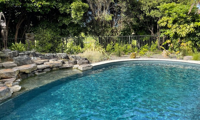 Omanawa Maison | Kingfisher Studio - Tauranga Holiday Escape