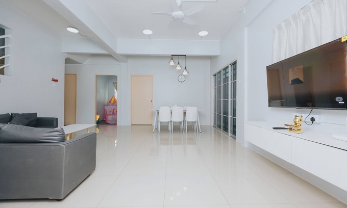 Ranau Maison | kings Pine Residences HomeStay 3-bedroom house with AC and WiFi in Ranau 14