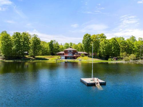 Bancroft Maison | Kings Wee Castle 6BR Serene Luxury Family Retreat