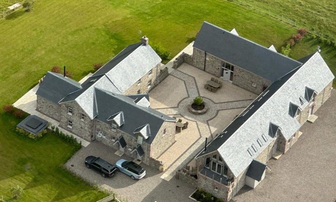 Murthly Maison | Kipney Hunting Lodge