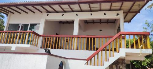Dondra Maison | Kiralawella Beach Inn