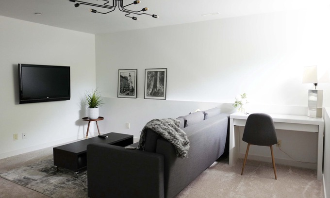 Kitsilano Appartement | Kitsilano Modern Comfort - Spacious 1 bedroom in quiet tree lined neighbourhood