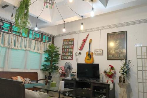 Kampung Cantik Appartement | Kitty Home Near to Penang Hill
