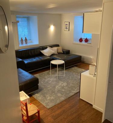 Bergenhus Appartement | Kjellerleilighet - nært Haukeland sykehus.