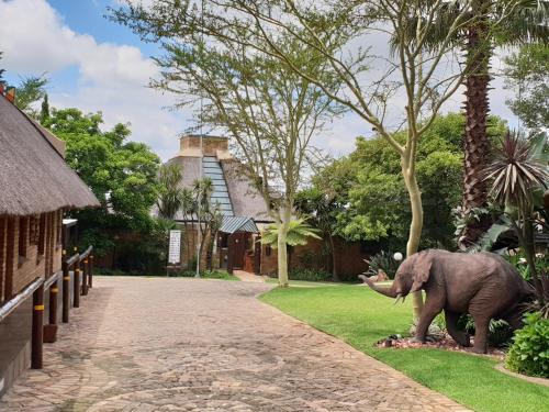 Emalahleni Maison | Klein Bosveld Guest House