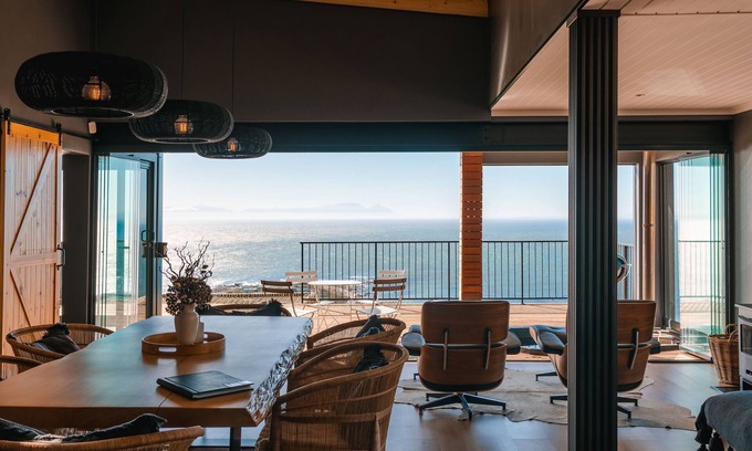 Rooiels Cabine | Klein Hangklip - Eco Mountain Cabin