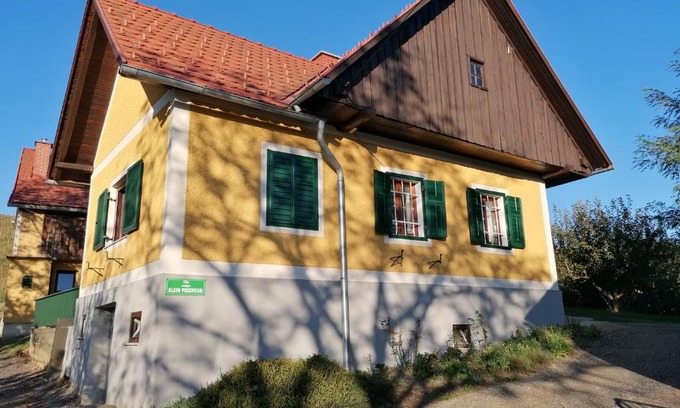 Glanz an der Weinstrasse Appartement | Klein Poschgan