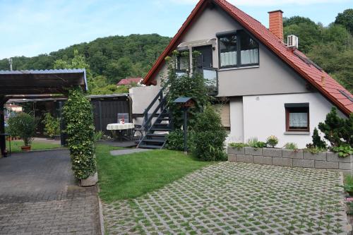 Laudenbach Appartement | Kleine, gemütliche Dachgeschosswohnung