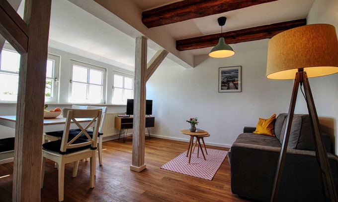 Stahlbrode Appartement | Kleine Giebelwohnung im Fischerhaus von 1877 - Ferienhaus Makrele von 1877