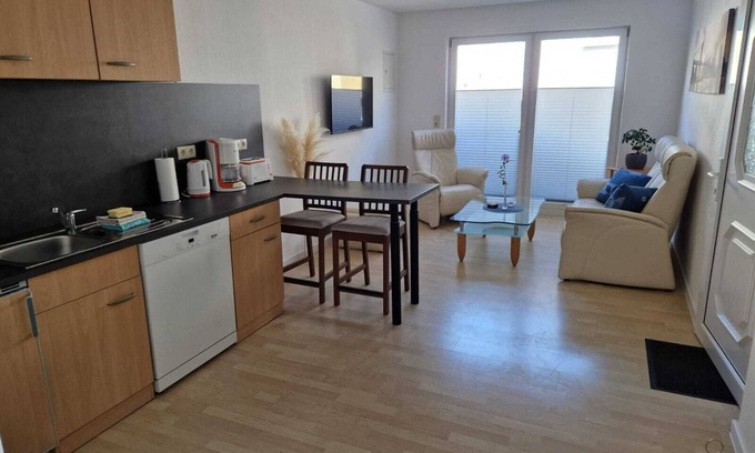 Bad Doberan Appartement | Kleine Modernisierte Innenhof- Feienwohnung im Bad Doberaner Zentrum