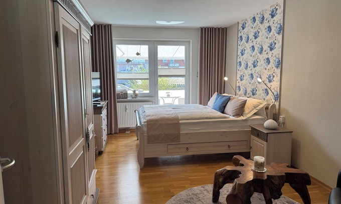 Ribnitz-Damgarten Appartement | * Les petits garnements * Location de vacances - Central et ostseenah avec balcon WiFi & E-Bike