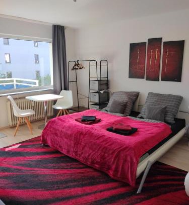 Bockenheim Appartement | Kleines Apartment in Frankfurt mit eigenem Stellplatz in Messenähe