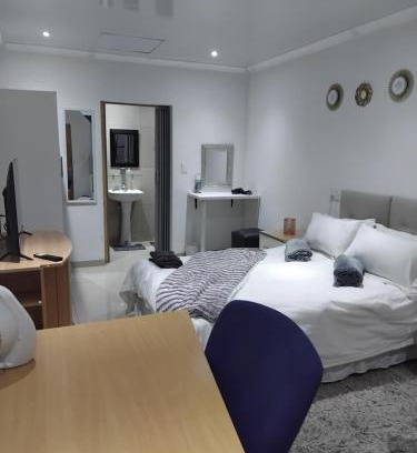 Klerksdorp Appartement | Klerksdorp Flamwood Central Apt