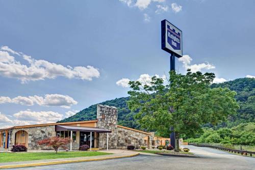 Tad Hôtel | Knights Inn Charleston West Virginia