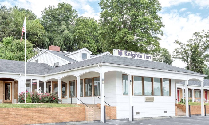 Galax Hôtel | Knights Inn Galax