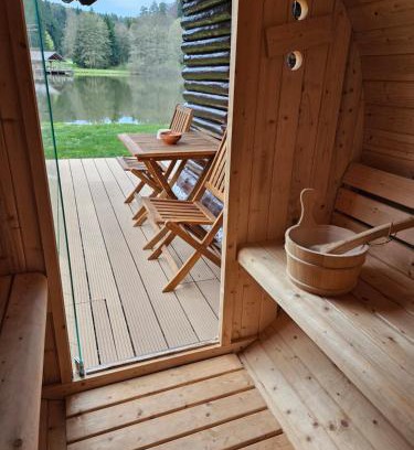 Spodnja Polskava Chalet De Ski | Koča ob ribniku