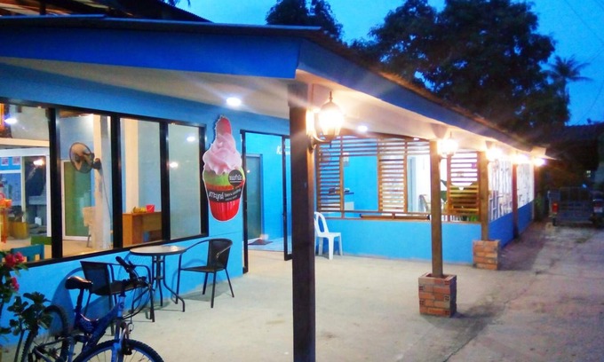 Ko Mook Auberge | Koh Mook Hostel