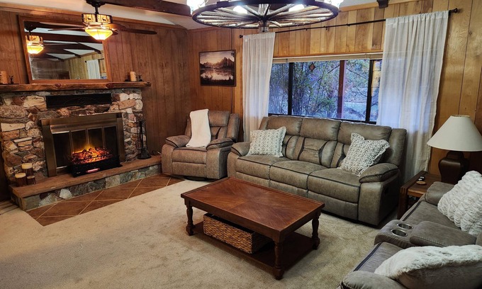 Kohls Ranch Cabine | Kohl's Ranch Creekside Cabin / Fishing, Hiking, Swimming - Adventure Awaits!