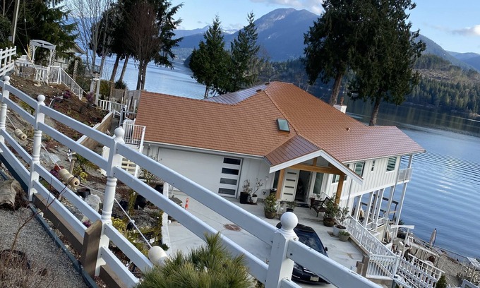 West Porpoise Bay Maison | Koka Coast By The Sea-2-Legal suite