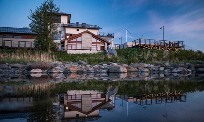 Ulgase Hôtel | Koljunuki sadam "Veer" Lux accommodation