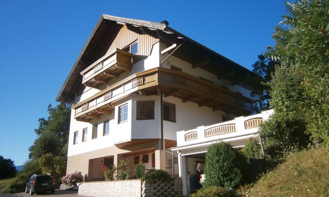 Sankt Stefan im Gailtal Appartement | Alpenrose, appartement familial, situé dans un cadre idyllique, WLAN, près de Presseggersee