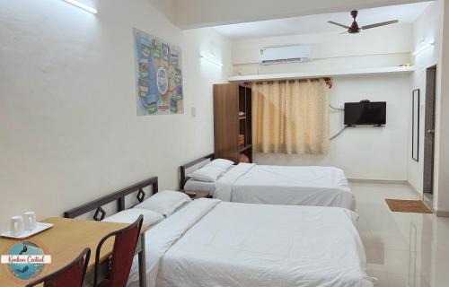 Kankavali Appartement | Konkan Central Kankavali AC Family Room